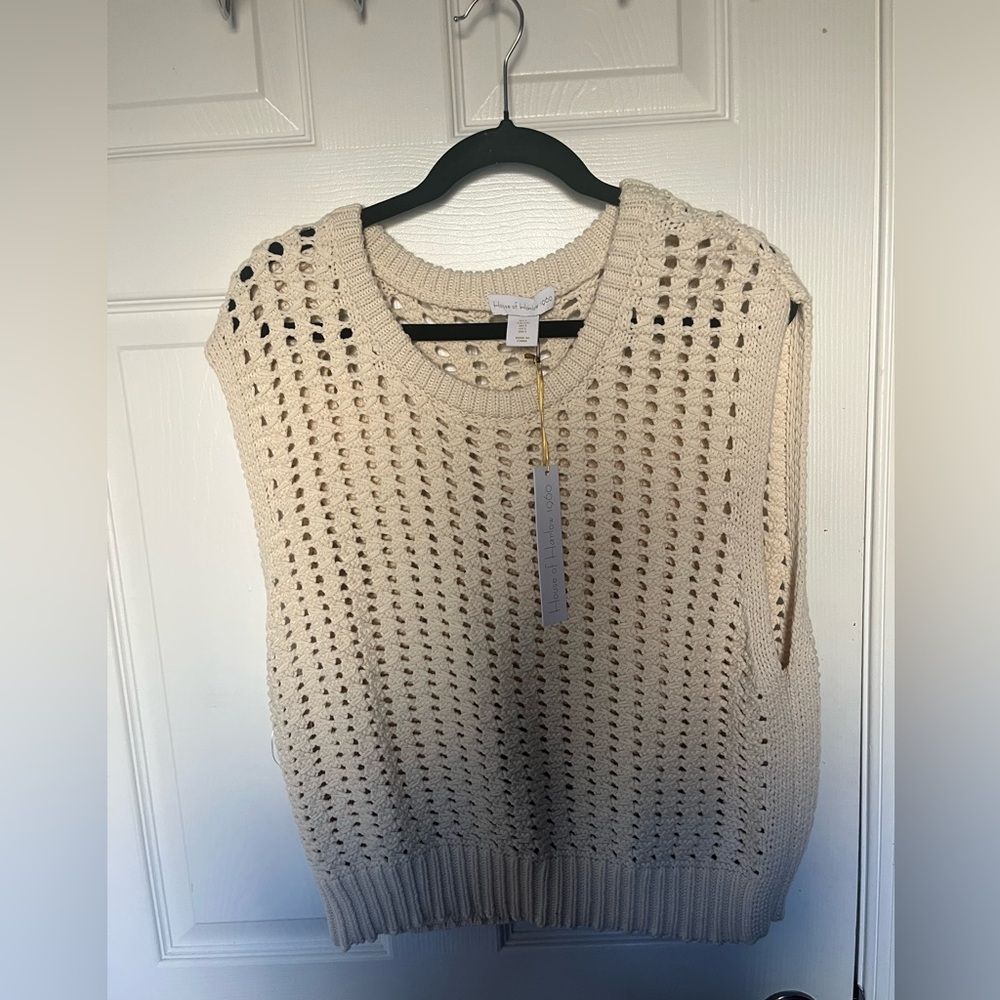 House of Harlow Women's Cream Sweater Vest
